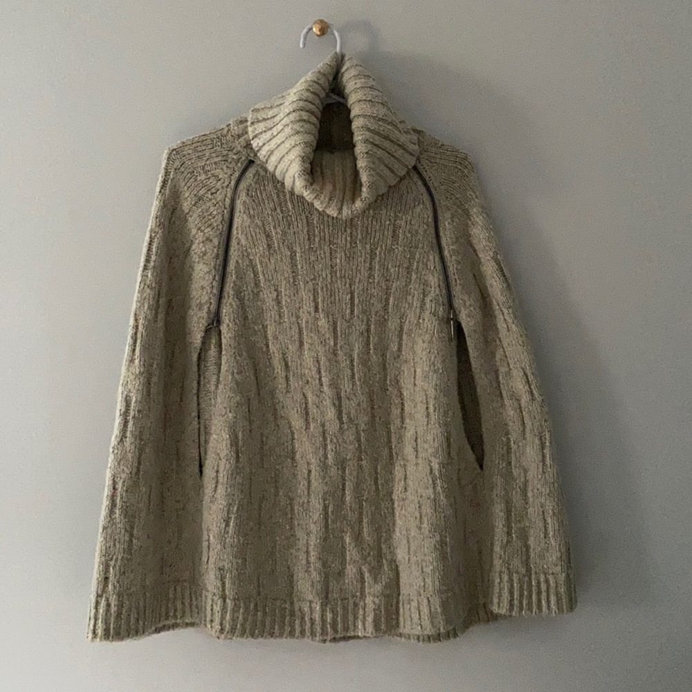 Fabulous poncho
